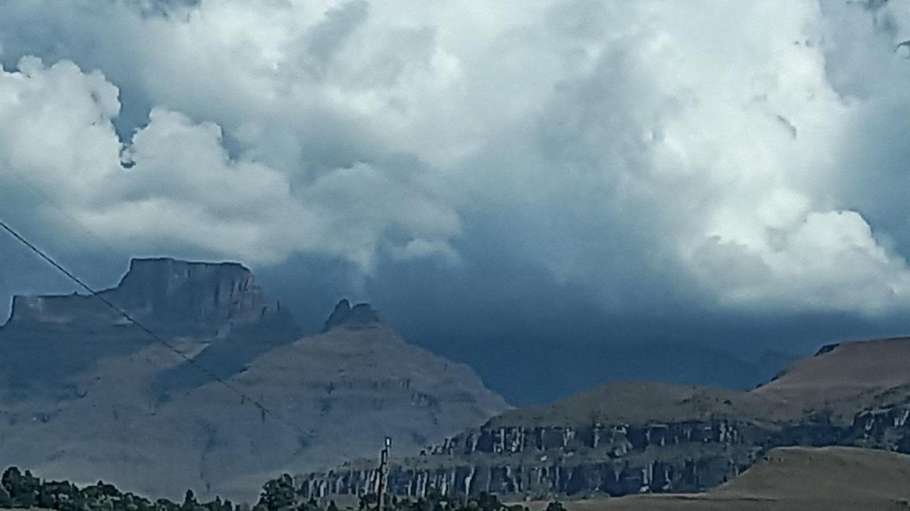 Вилла Misty Peaks Cloudlands Bergview Экстерьер фото